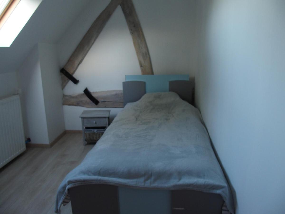 Anc. Seigneurie De Boucaut Holiday home Tournai